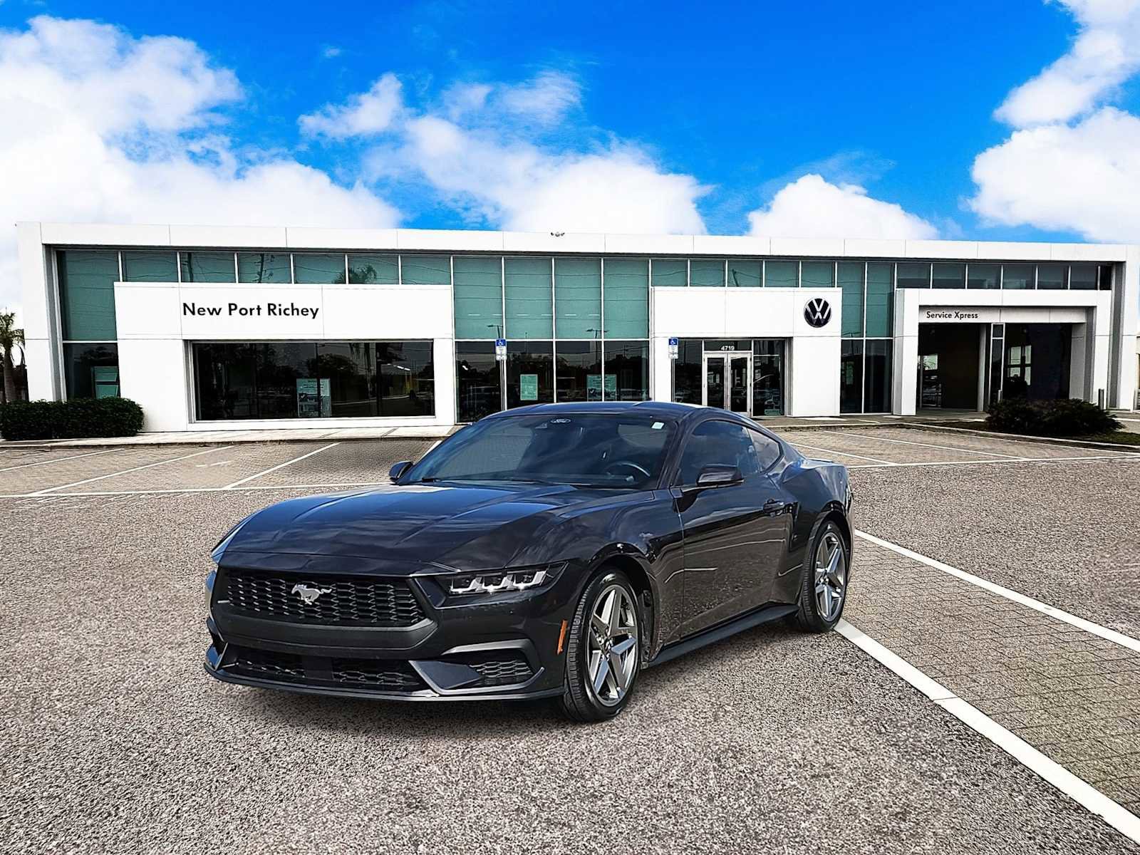 Used 2024 Ford Mustang Premium image 4