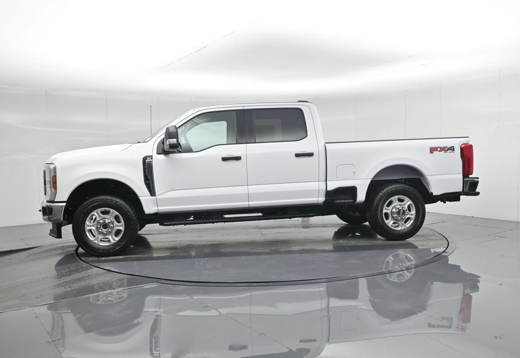 New 2026 Ford F250 XLT w/ FX4 Off-Road Package AWD/4WD image 33