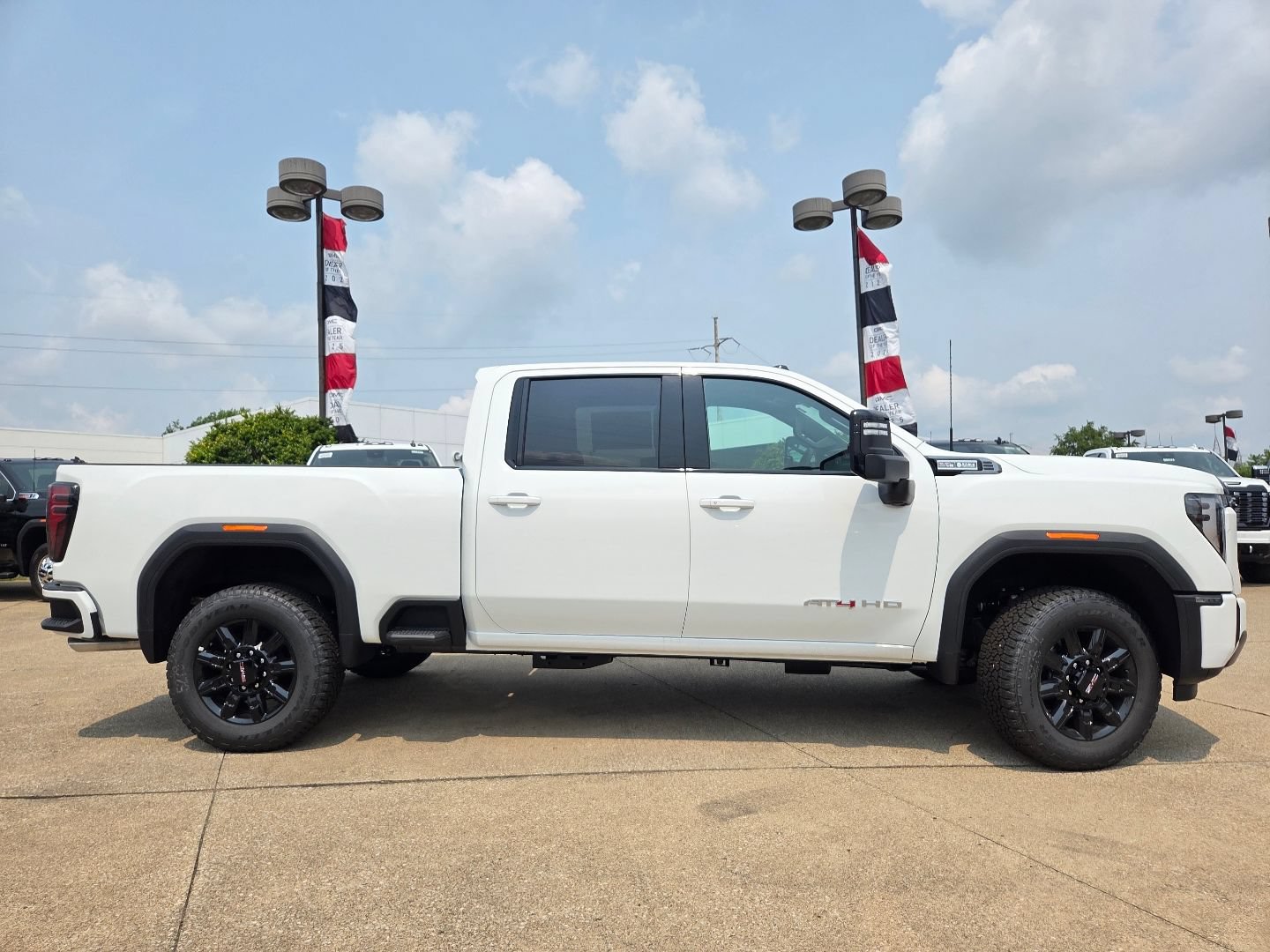 New 2026 GMC Sierra 2500 AT4 AWD/4WD image 20