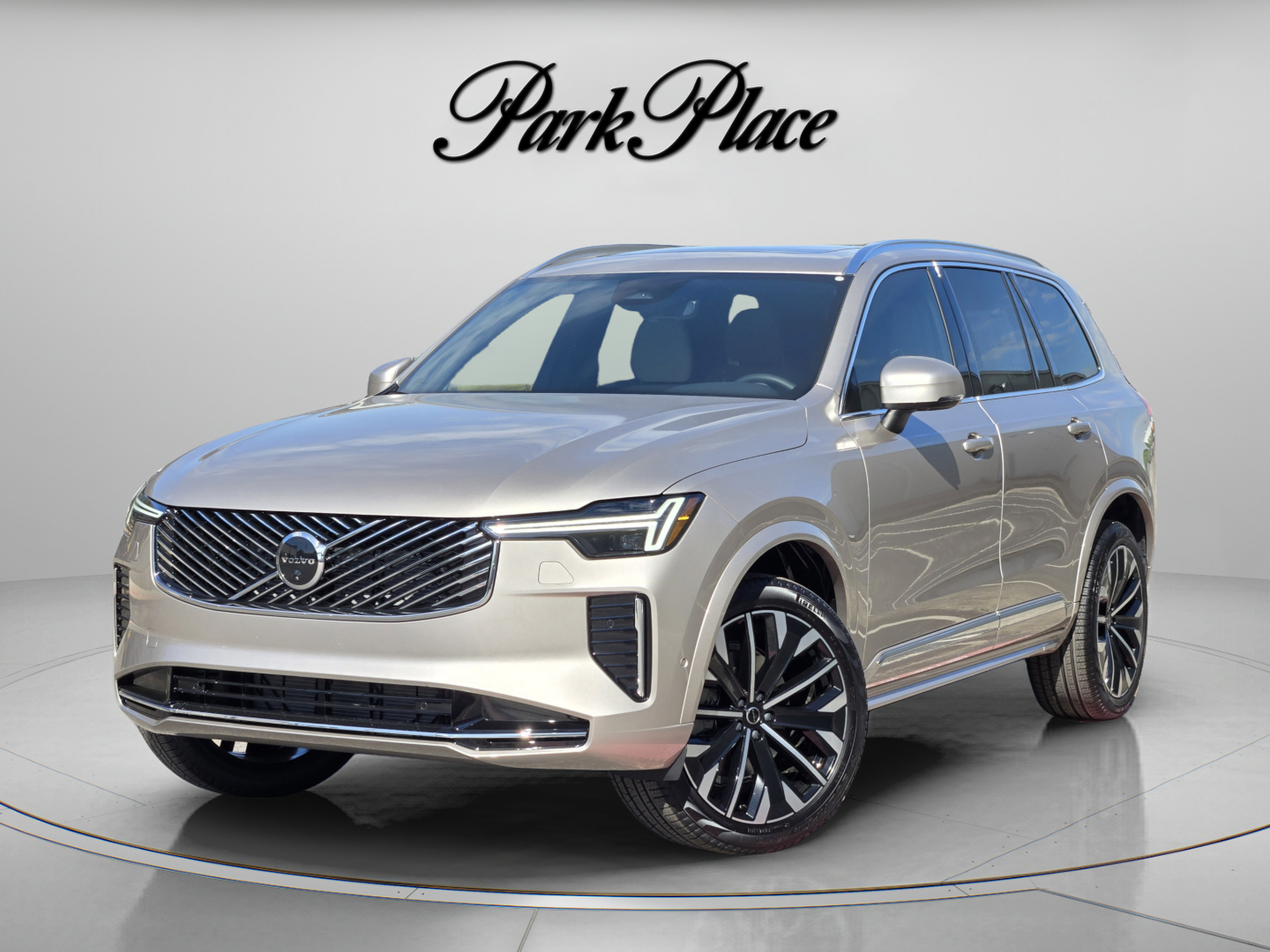 Used 2026 Volvo XC90 B6 Plus w/ Protection Package Premier AWD/4WD image 1