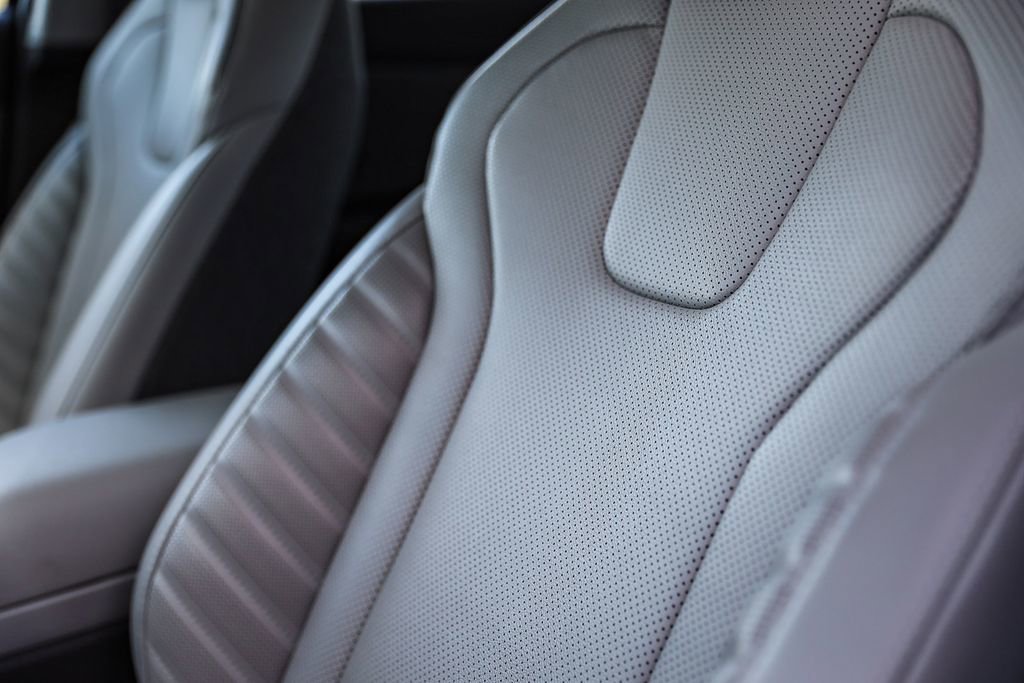 Certified 2024 Hyundai Elantra Limited FWD image 24