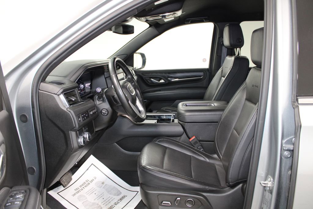 Used 2024 GMC Yukon XL Denali image 19