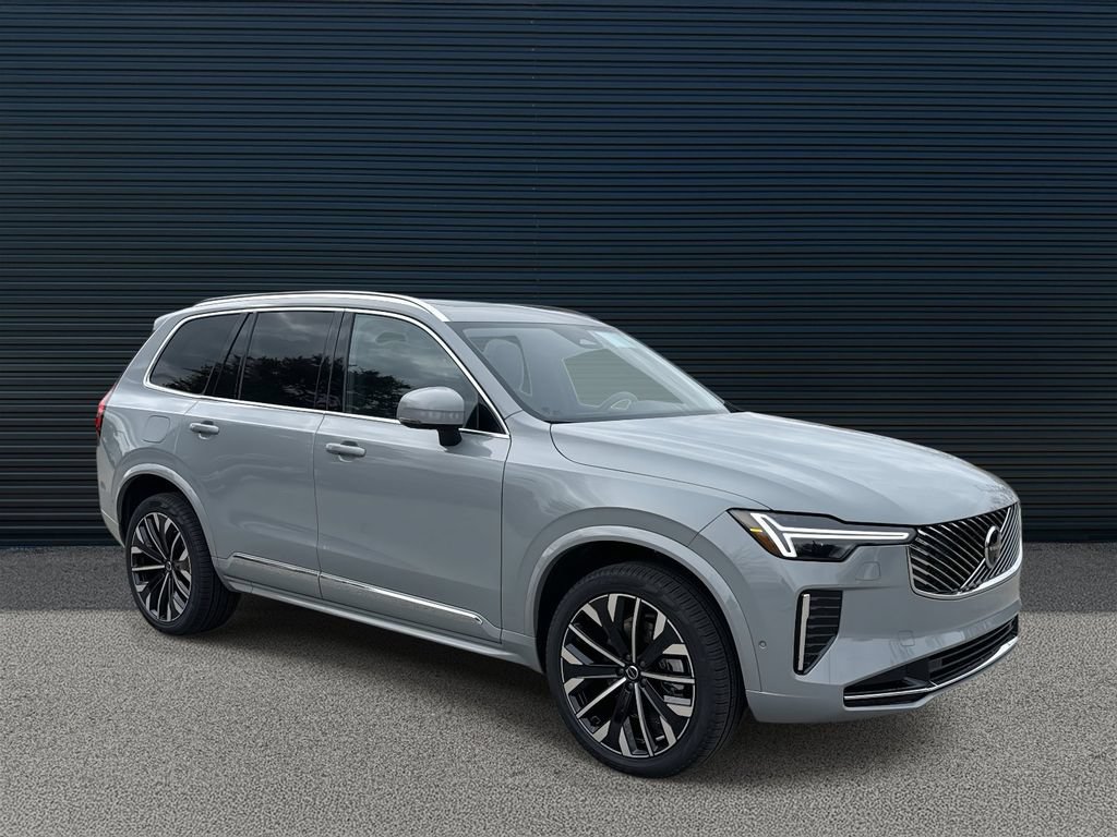 Certified 2026 Volvo XC90 B6 Plus w/ Protection Package Premier AWD/4WD image 3