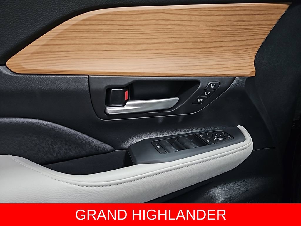 New 2026 Toyota Grand Highlander AWD image 13