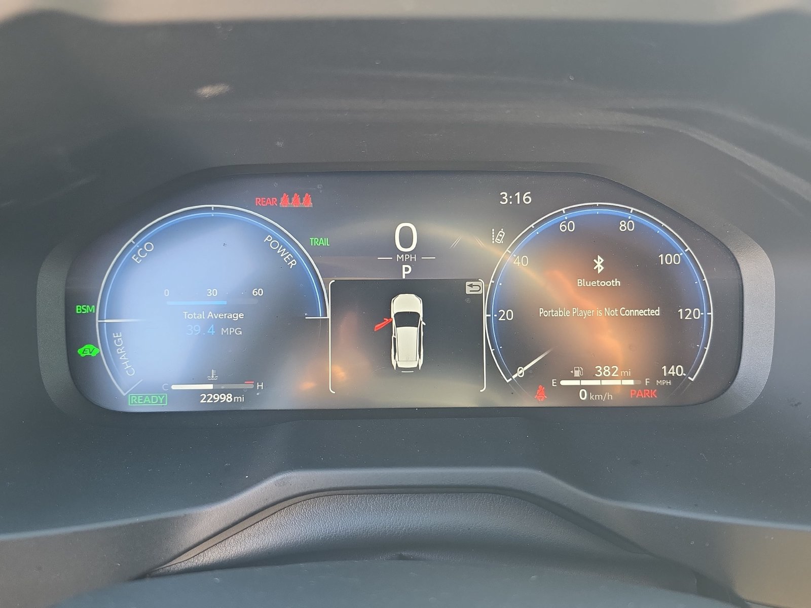 Used 2024 Toyota RAV4 XSE AWD/4WD image 16