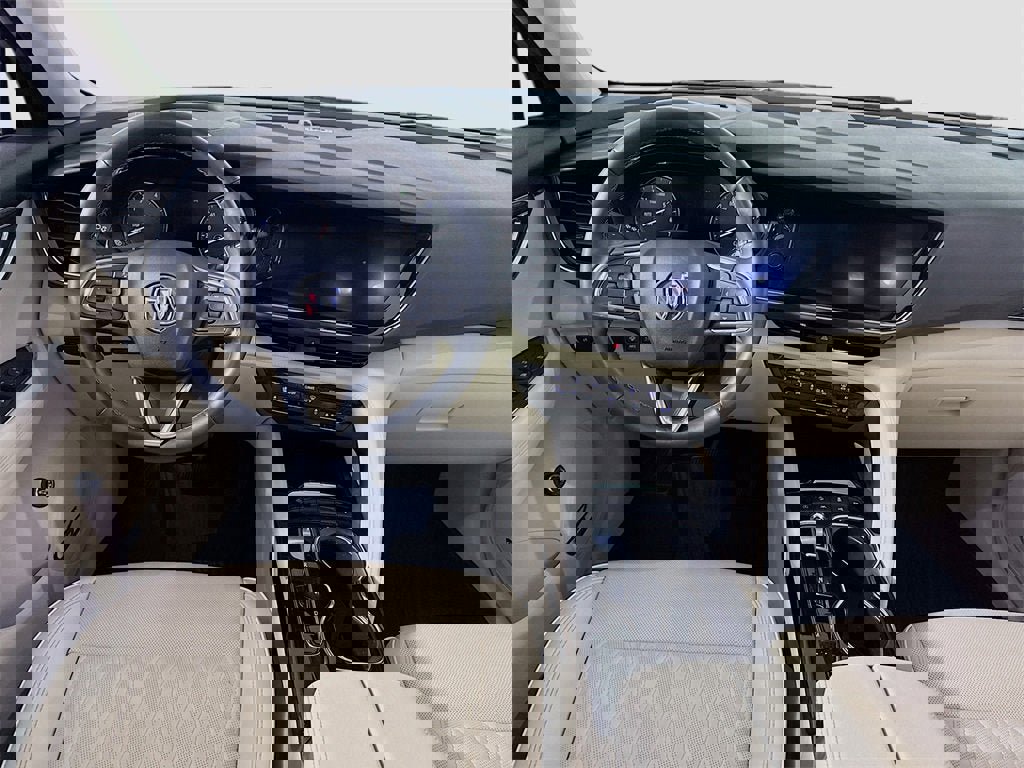 Used 2023 Buick Envision Avenir image 2