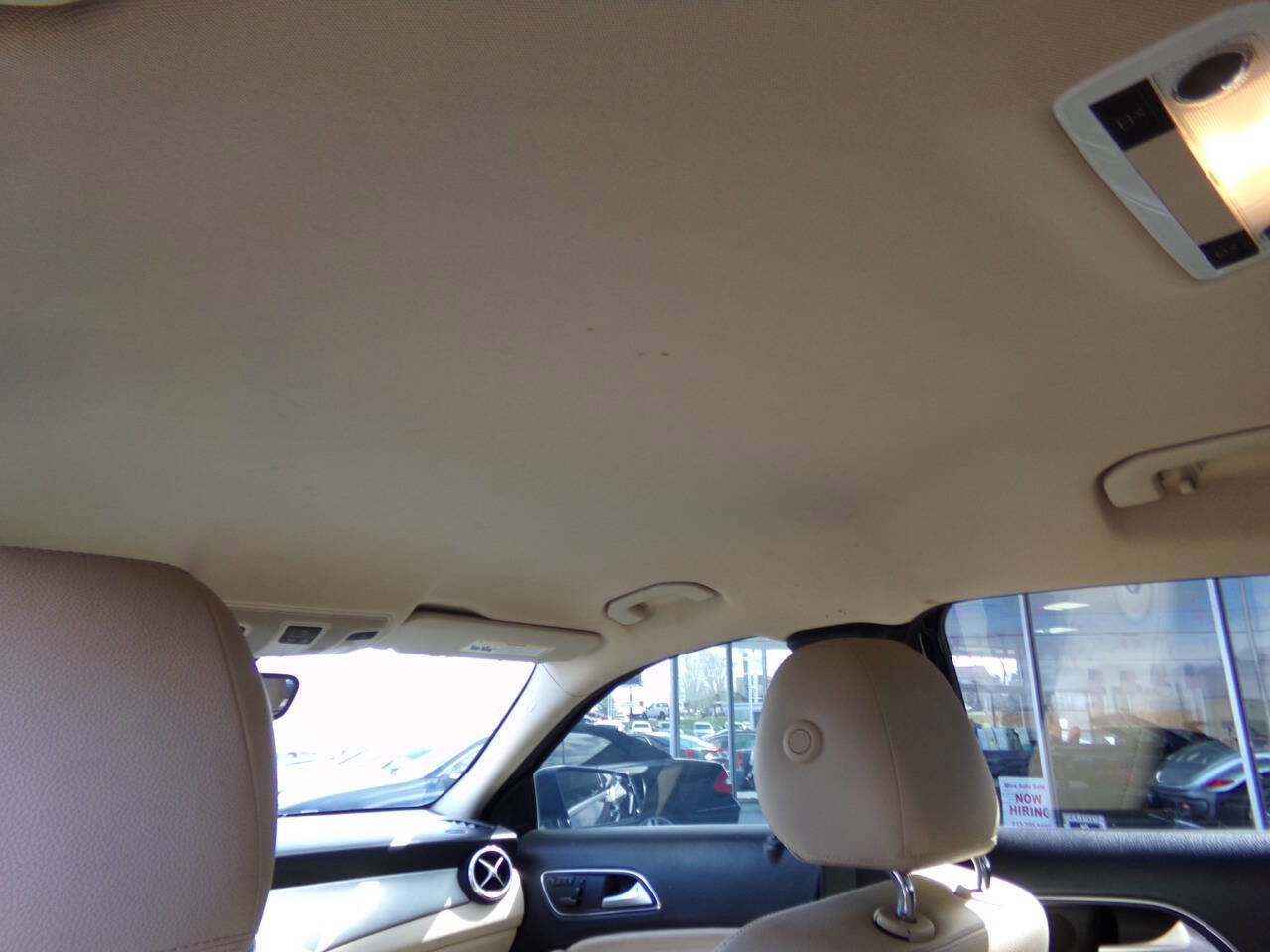 Used 2017 Mercedes-Benz GLA 250 4MATIC image 16