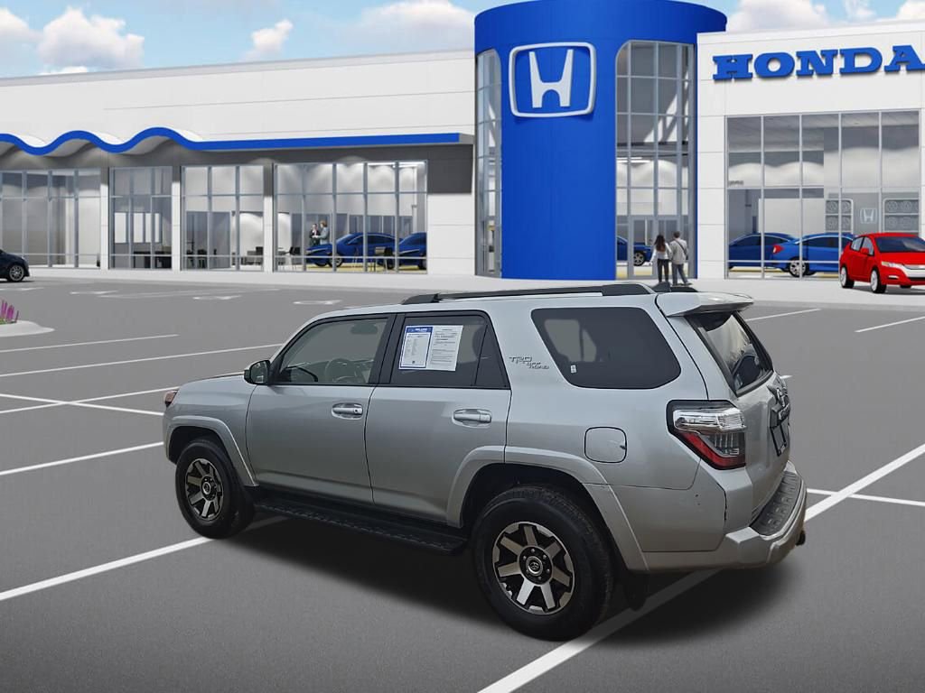 Used 2024 Toyota 4Runner TRD Off-Road image 6