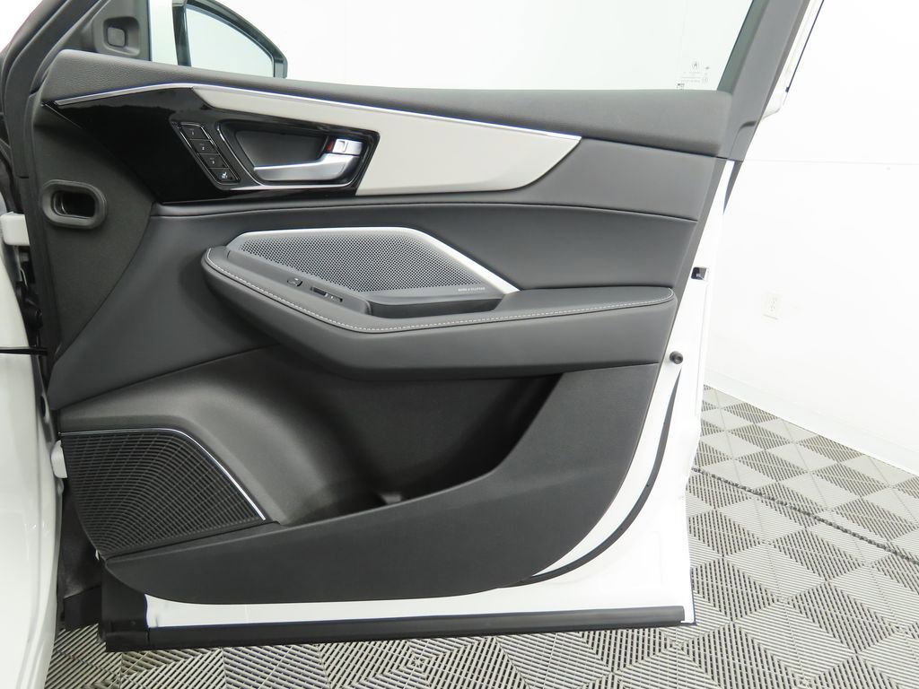 Used 2026 Acura MDX FWD w/ Technology Package image 28