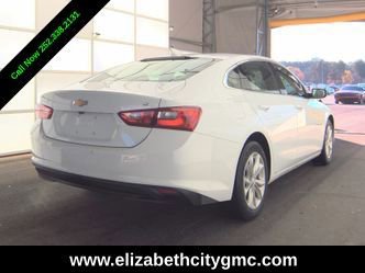 Used 2023 Chevrolet Malibu LT image 2