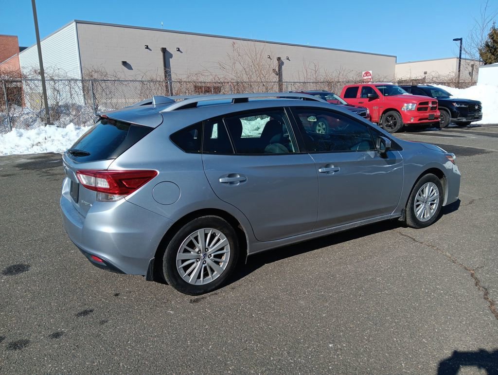 Used 2018 Subaru Impreza 2.0i Premium w/ Eyesight & BSD & Rcta image 4