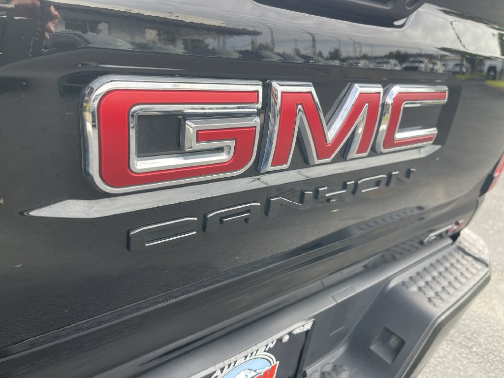 Certified 2024 GMC Canyon AT4 AWD/4WD image 32