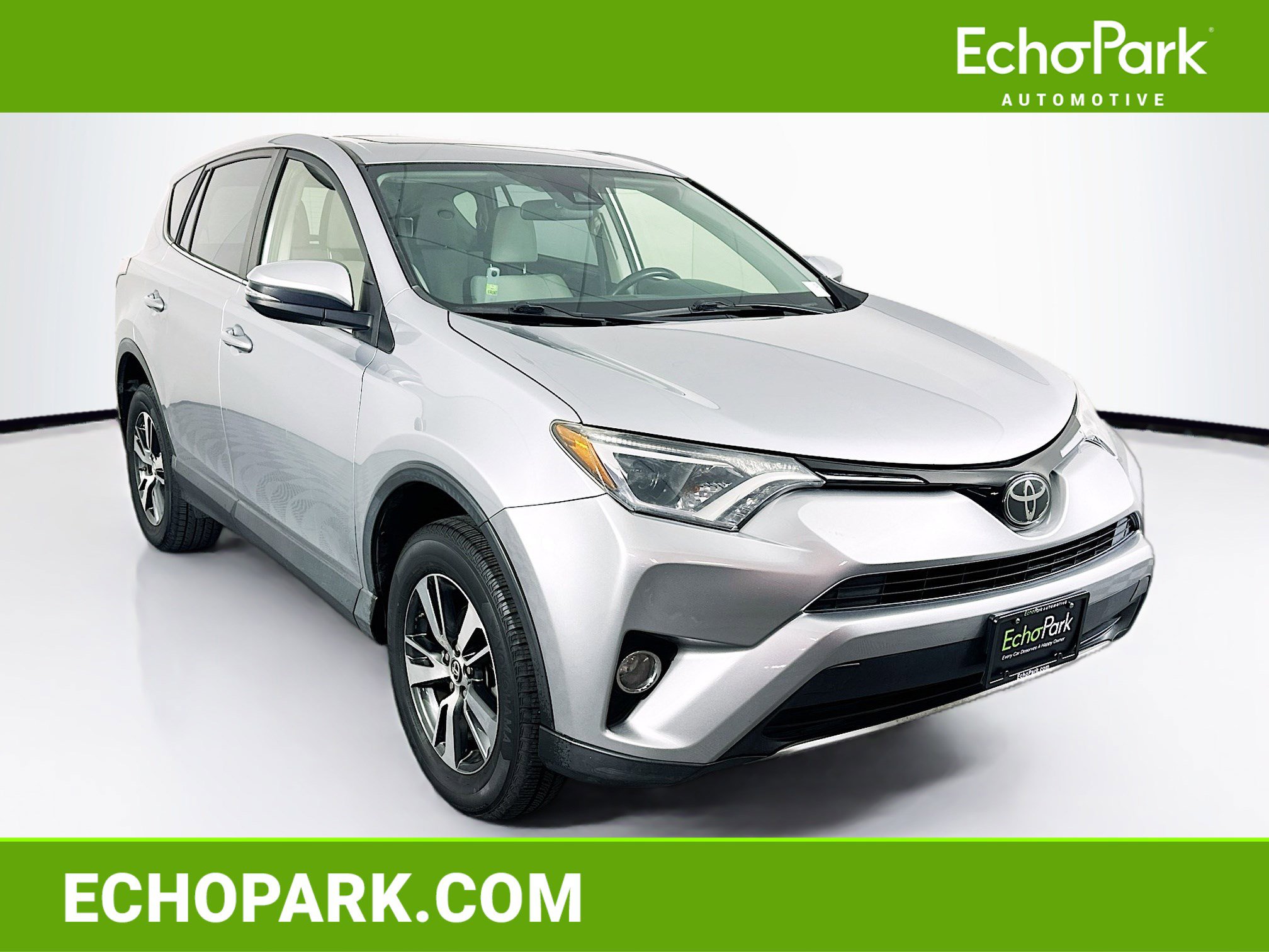 Used 2018 Toyota RAV4 XLE w/ All Weather Liner Package AWD/4WD image 1