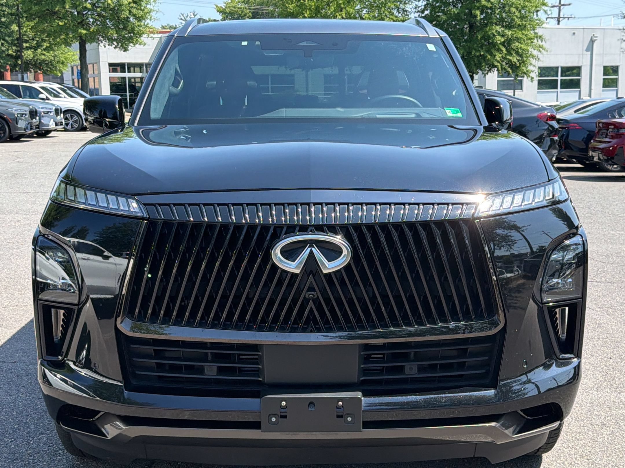 Used 2025 INFINITI QX80 Autograph AWD/4WD image 6
