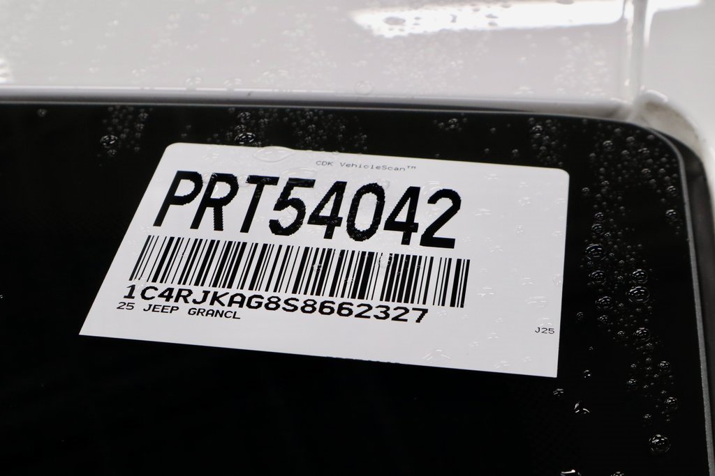 Used 2025 Jeep Grand Cherokee L Laredo w/ Luxury Tech Group I image 39