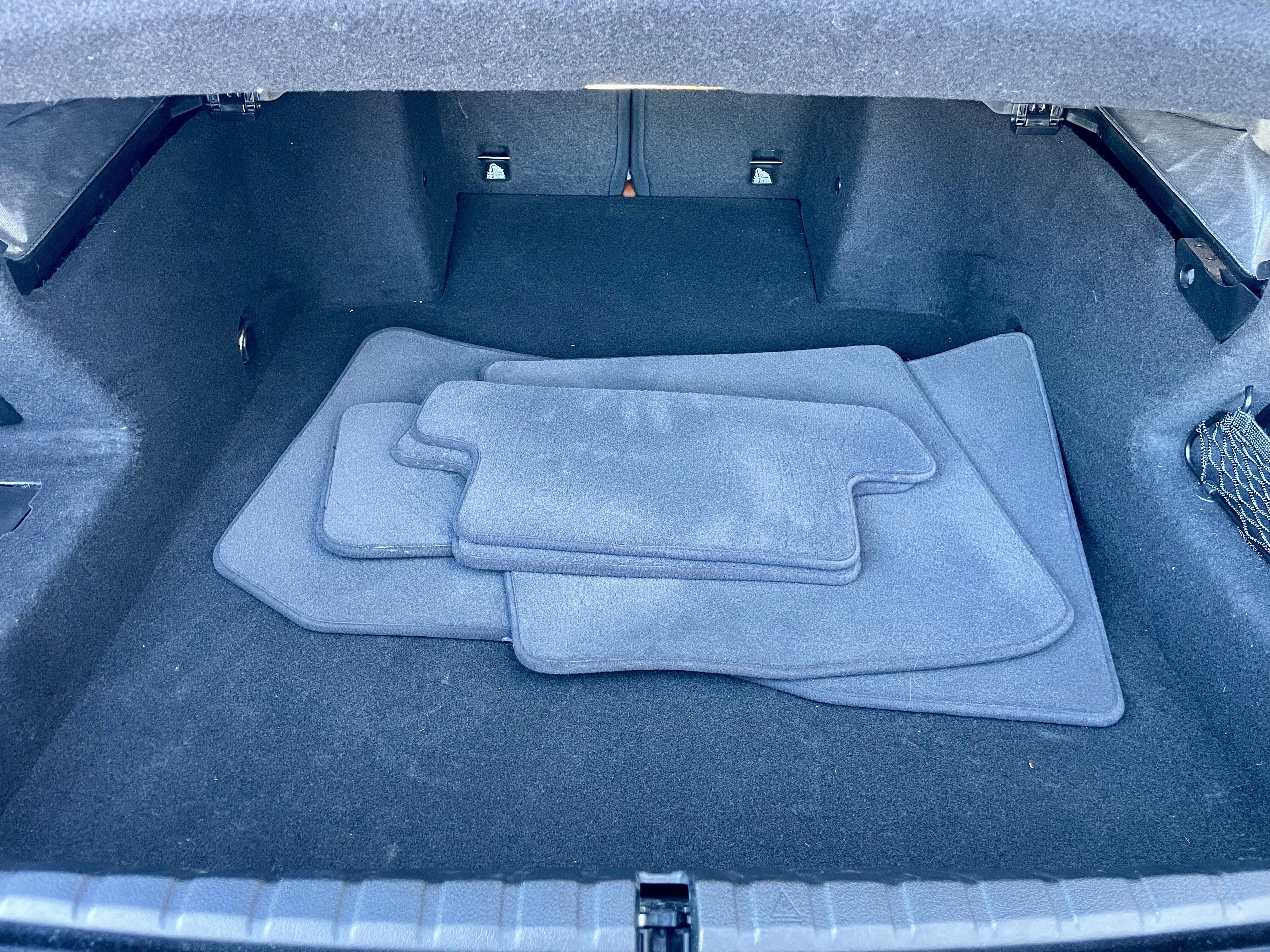 Used 2023 BMW 840i xDrive Convertible w/ Comfort Seating Package image 33