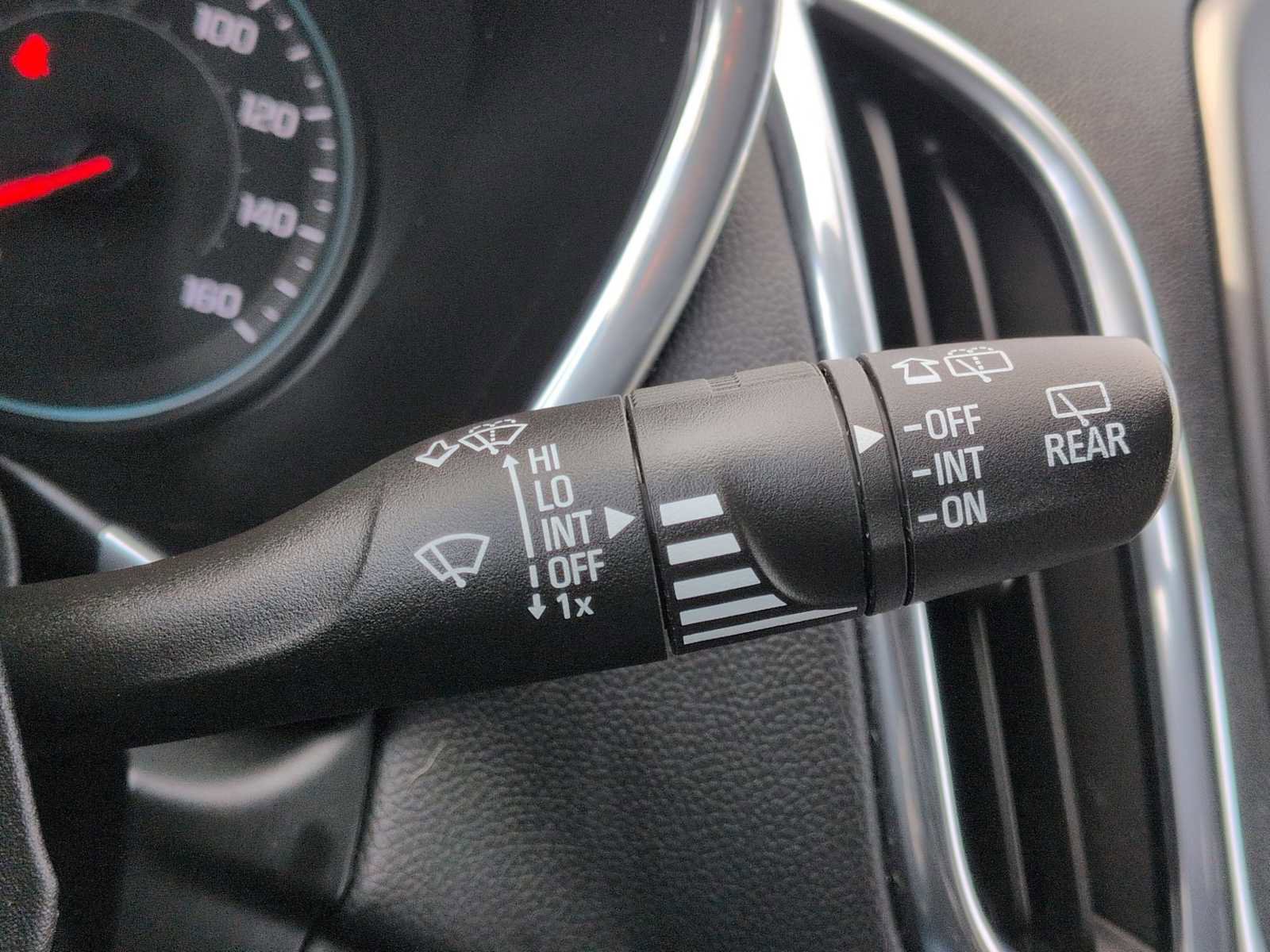 Used 2019 Chevrolet Equinox LT image 26