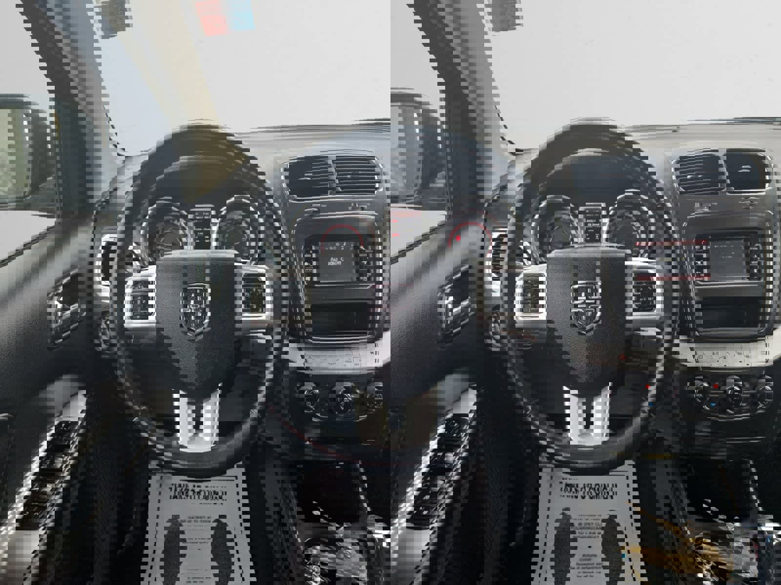 Used 2018 Dodge Journey SE w/ Popular Equipment Group image 12