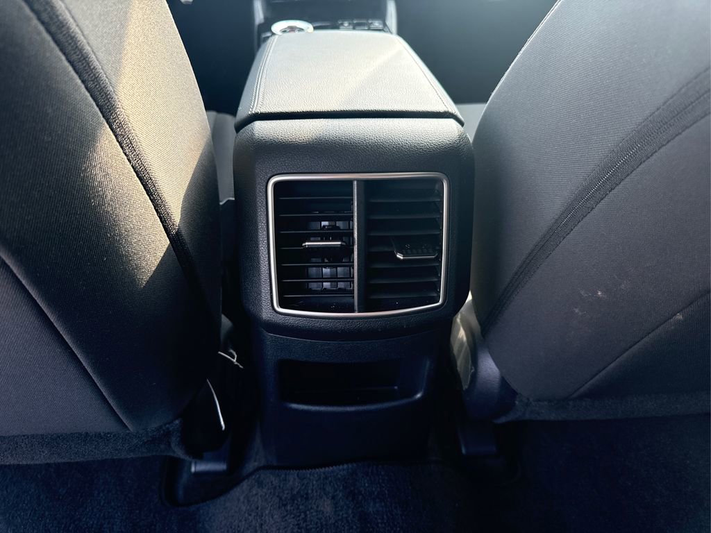 Certified 2025 Kia Sportage LX image 33