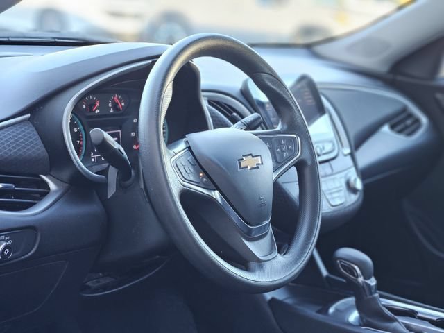 Used 2024 Chevrolet Malibu LT FWD image 12