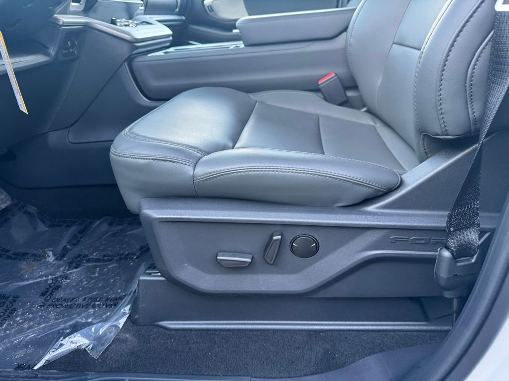 New 2026 Ford Expedition Max Active AWD/4WD image 5