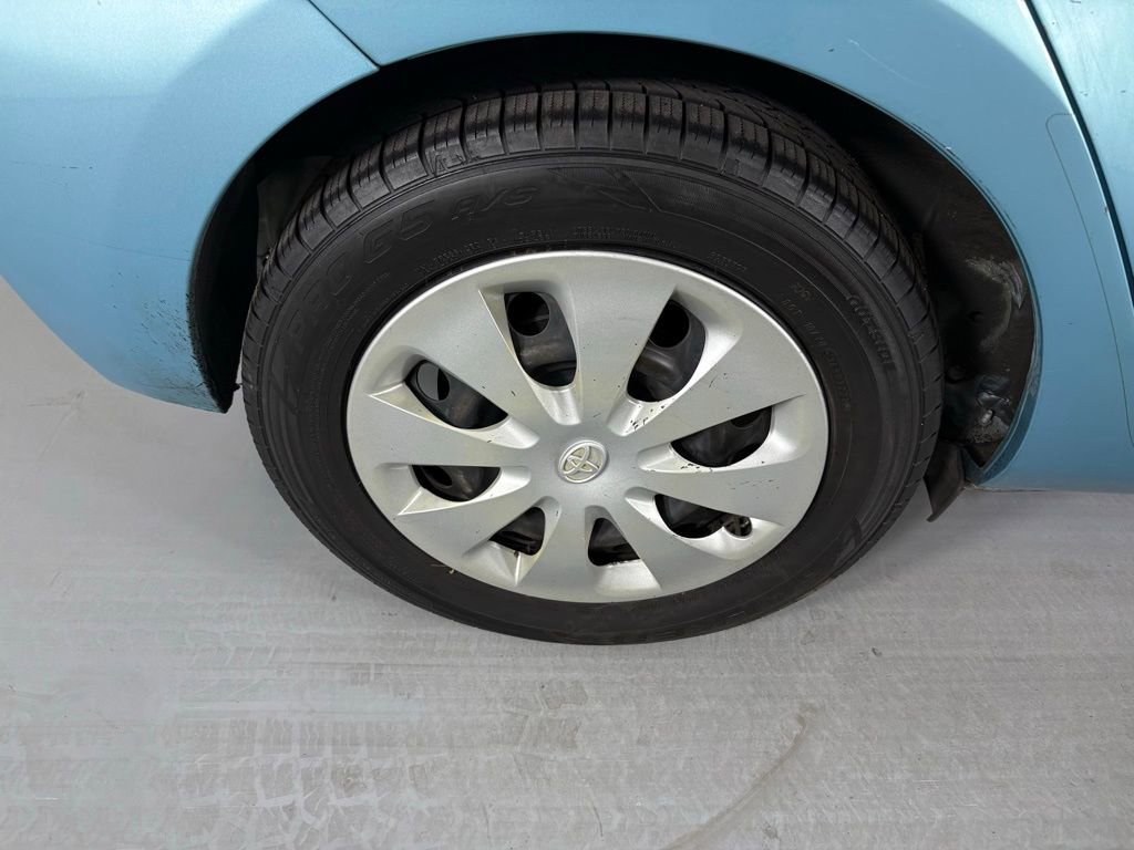 Used 2013 Toyota Prius C Two FWD image 11