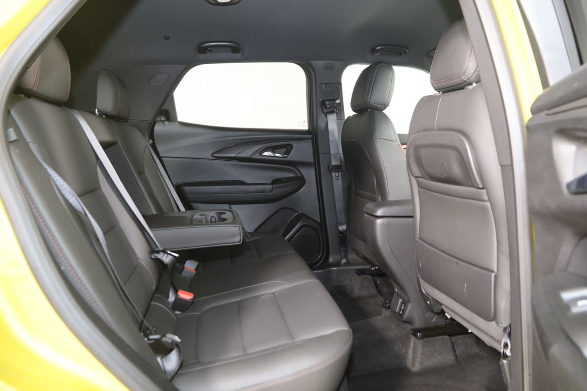 Used 2024 Chevrolet TrailBlazer RS w/ Convenience Package AWD/4WD image 13