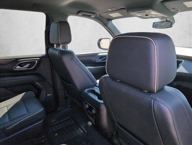 Used 2022 Chevrolet Suburban Premier image 21
