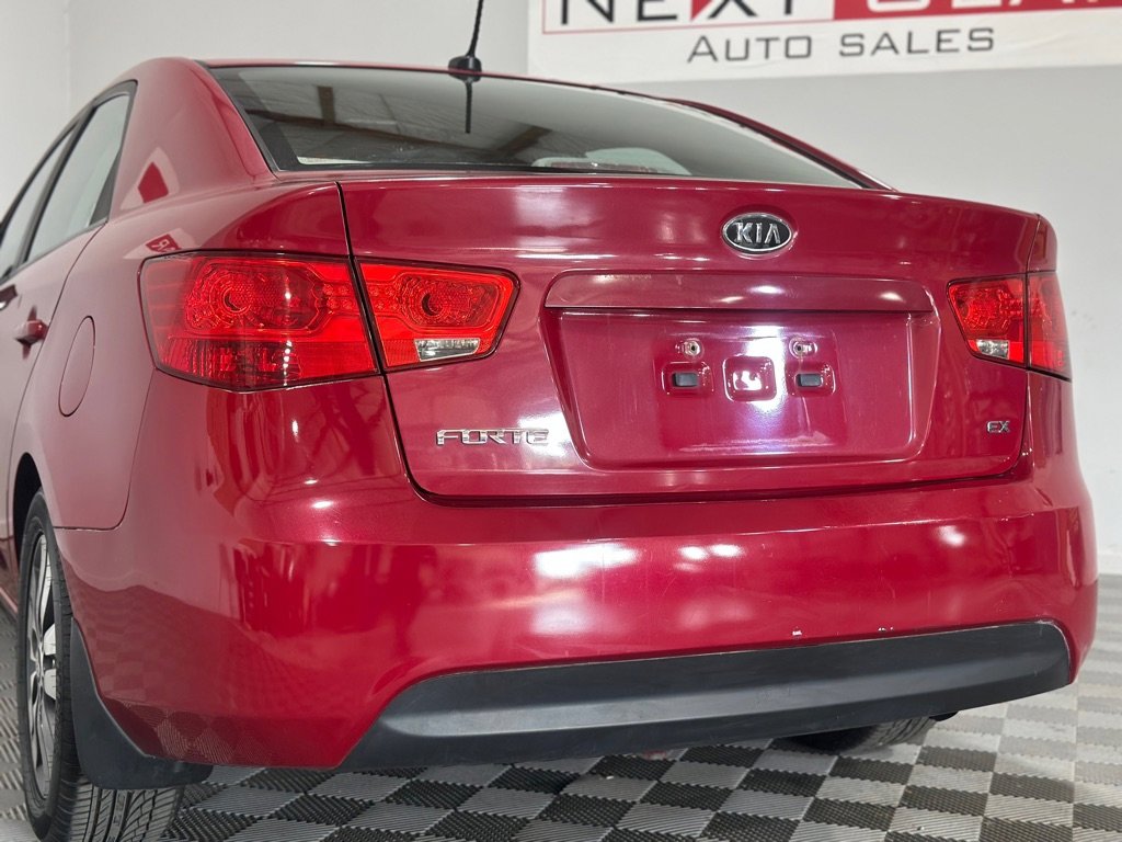 Used 2013 Kia Forte EX w/ Premium Pkg image 8