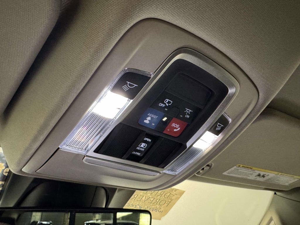 Used 2022 RAM 1500 Laramie image 27