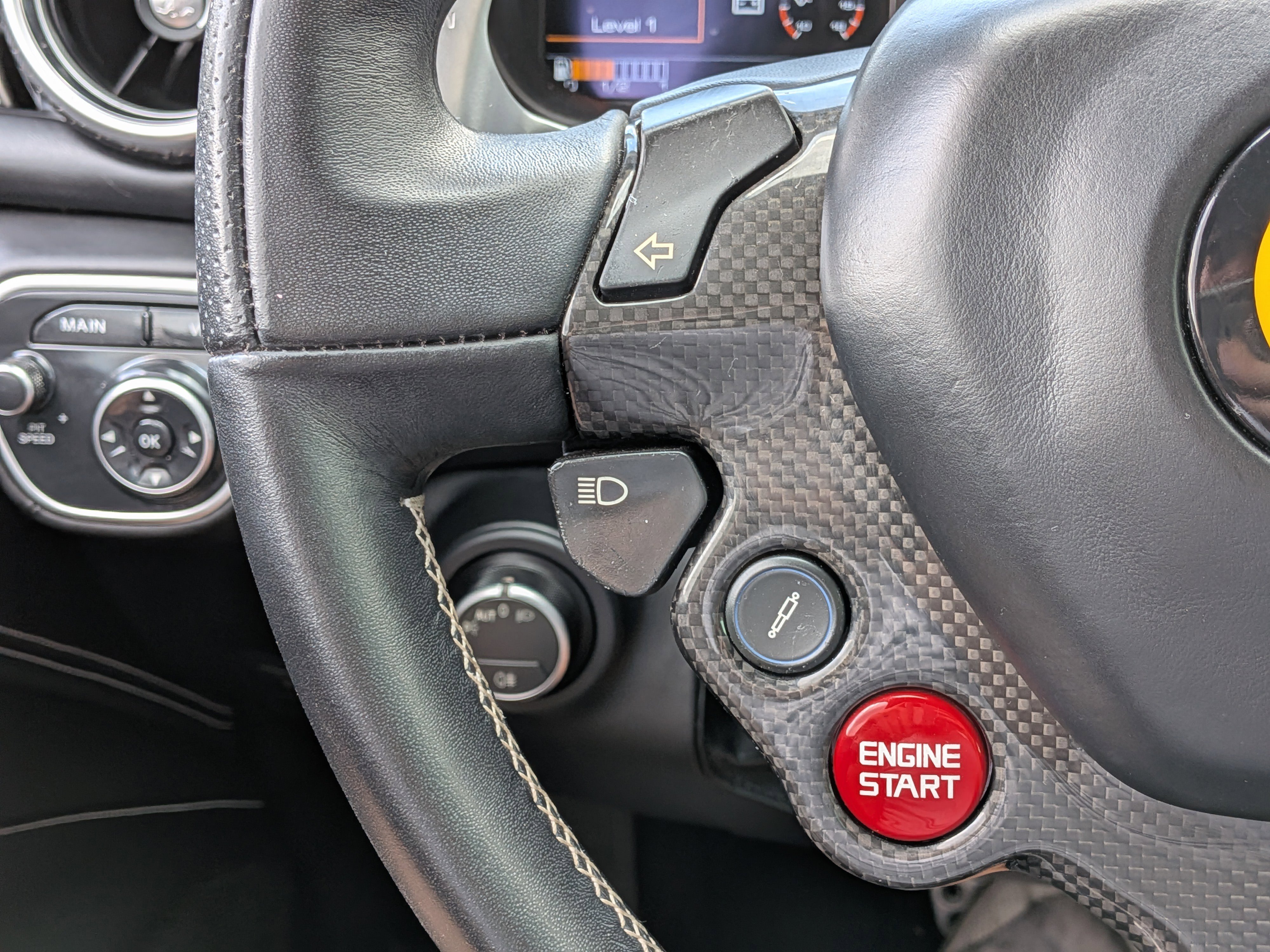 Used 2017 Ferrari California T image 22