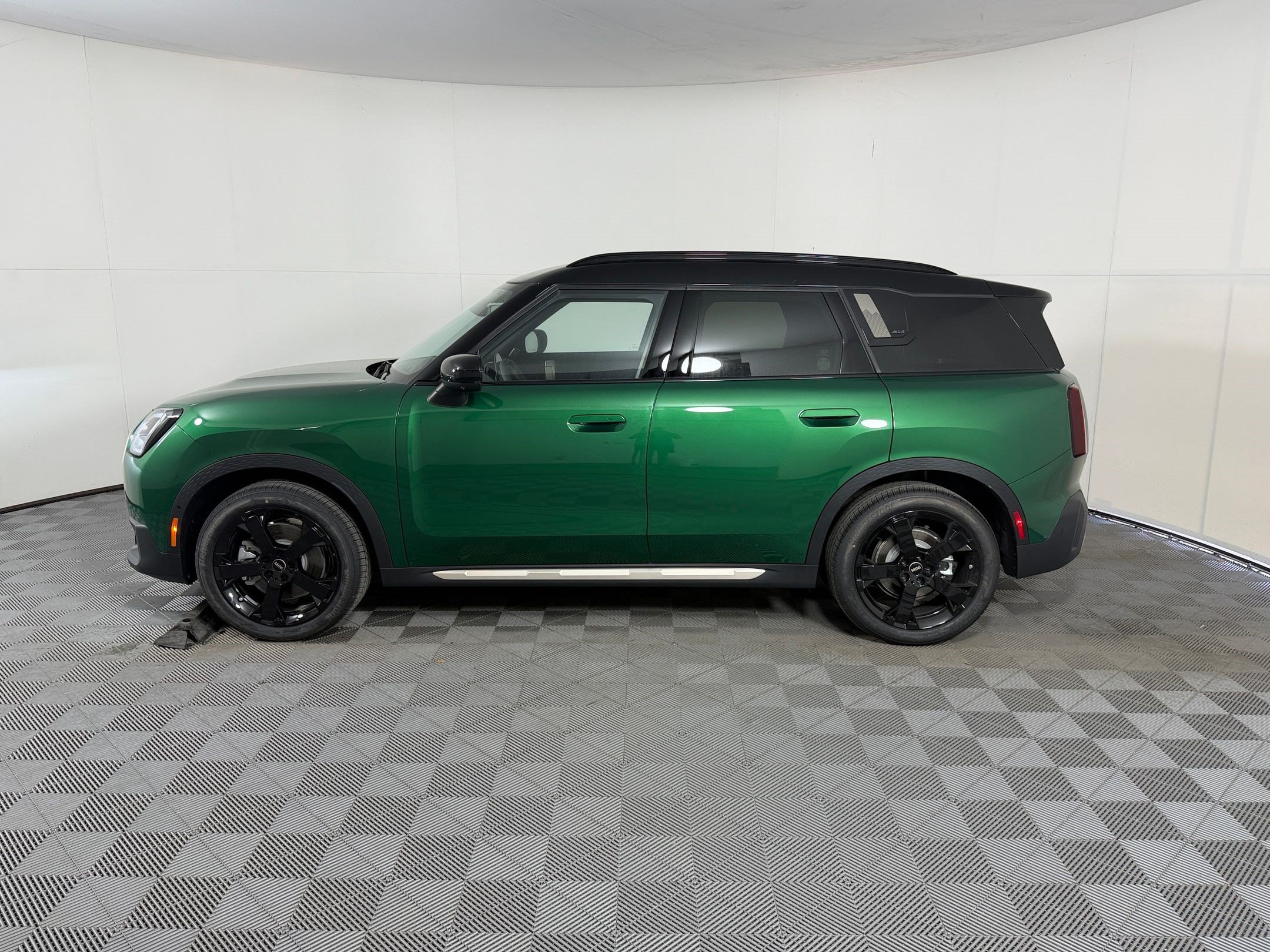 New 2027 MINI Cooper Countryman S AWD/4WD image 2