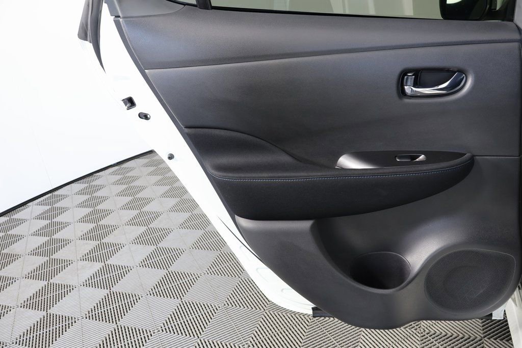 Used 2018 Nissan Leaf S w/ S Charge Package image 13