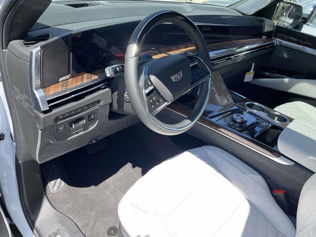 New 2026 Cadillac Escalade ESV Platinum Sport w/ LPO, ONYX Package image 20