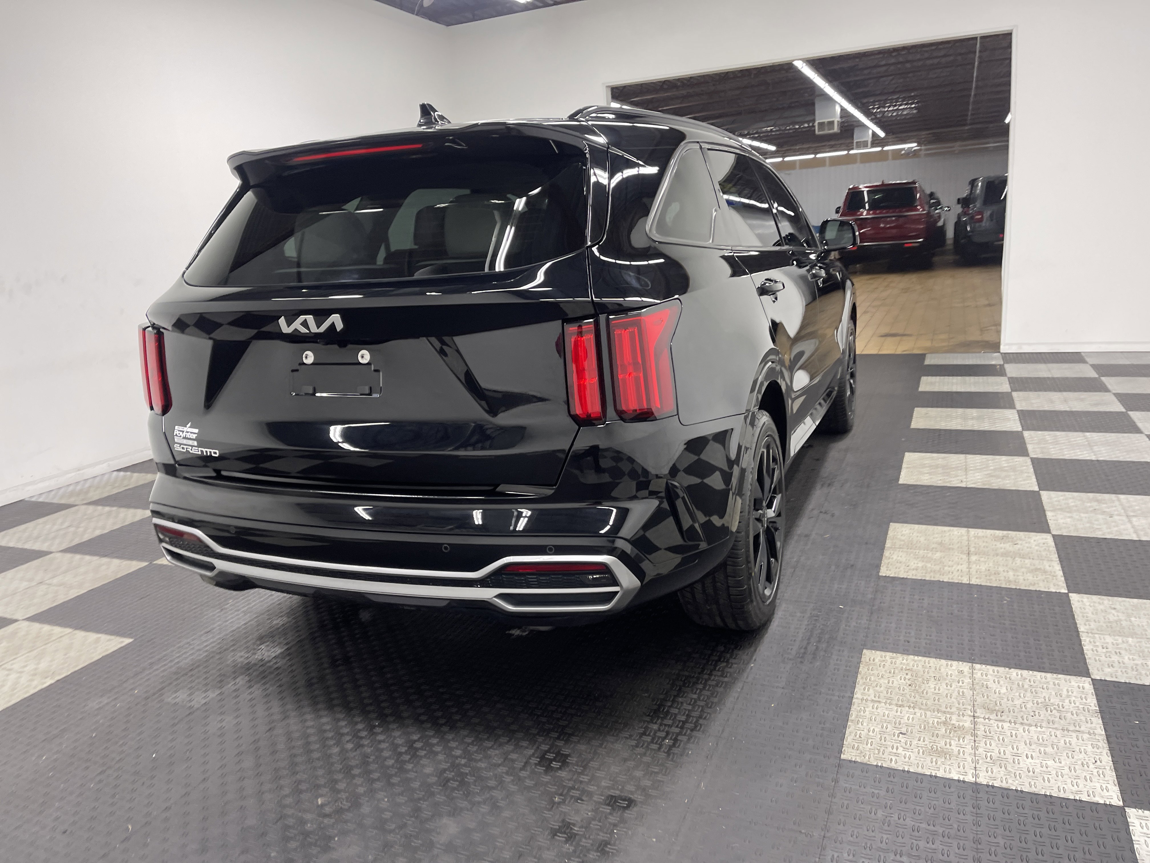 Used 2023 Kia Sorento SX image 5