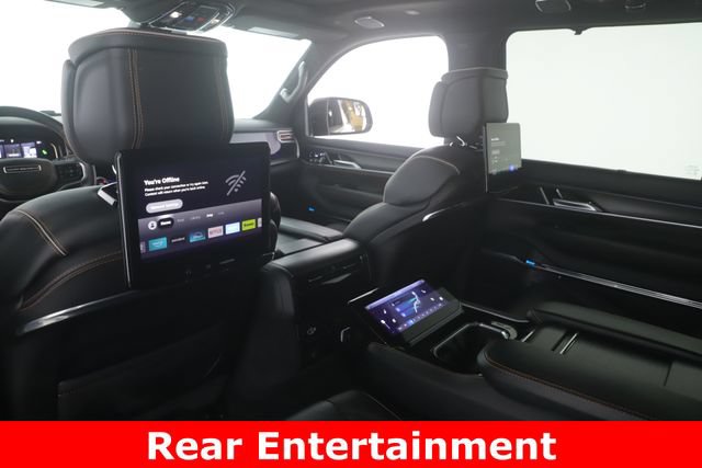 Used 2025 Jeep Grand Wagoneer L Series III w/ Rear Seat Video Group 1 AWD/4WD image 5
