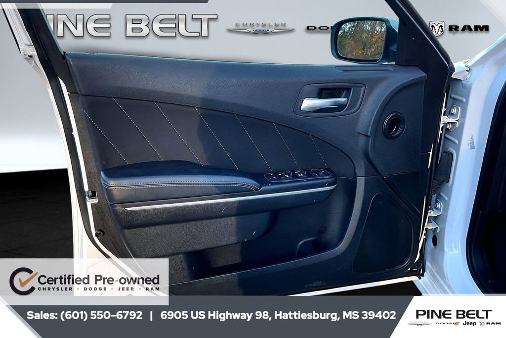 Certified 2022 Dodge Charger SXT image 17