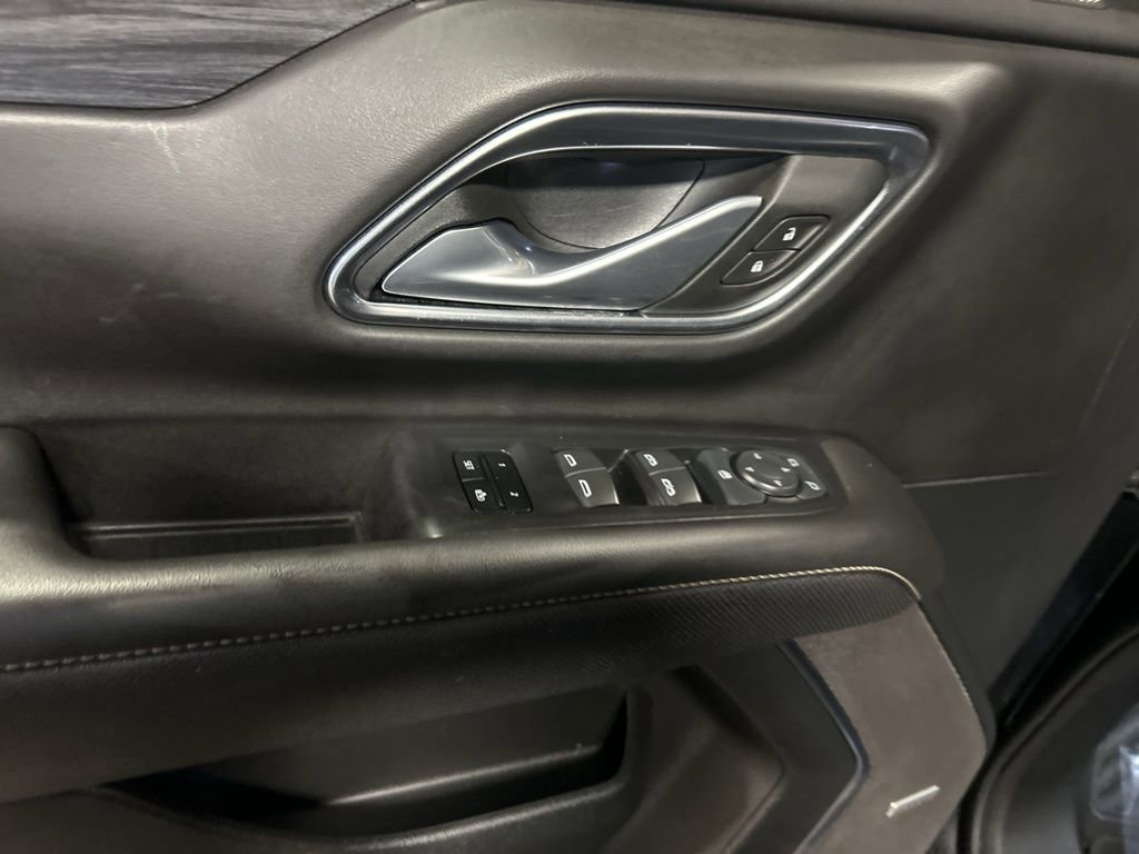 Used 2024 GMC Yukon SLT image 17