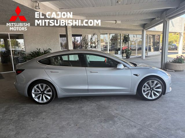Used 2018 Tesla Model 3 Long Range RWD image 2