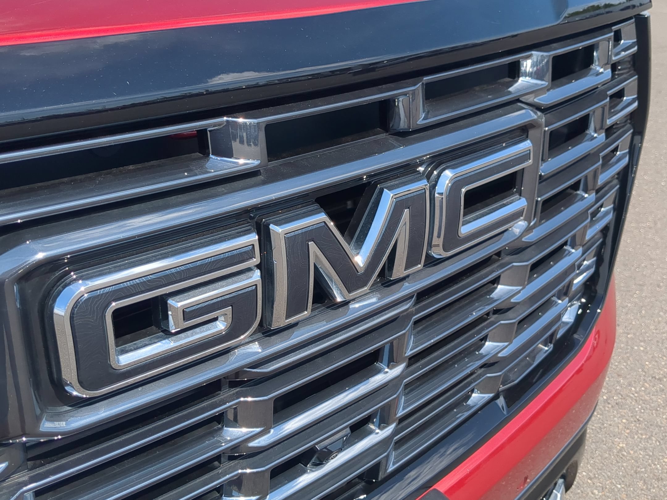 Certified 2025 GMC Yukon XL Denali Ultimate AWD/4WD image 30