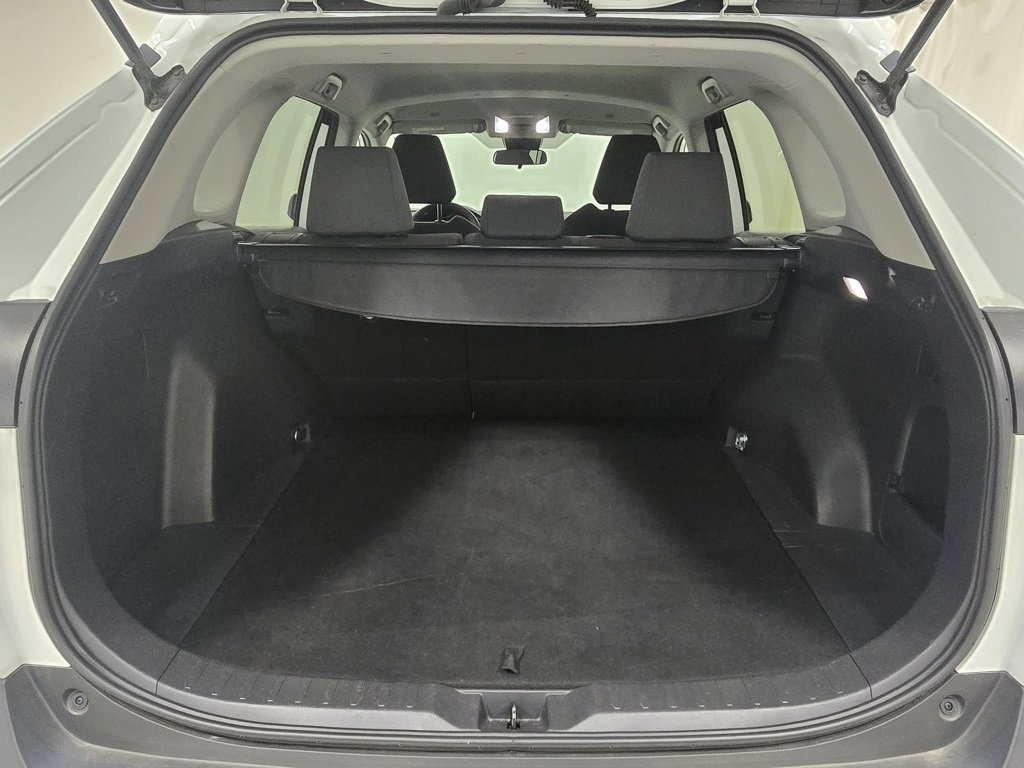 Used 2024 Toyota RAV4 XLE image 16