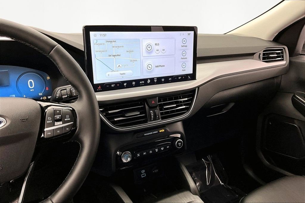 Used 2023 Ford Escape Platinum image 6