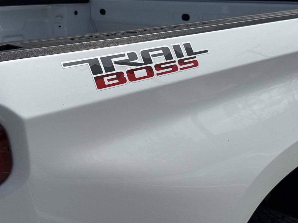 Used 2025 Chevrolet Silverado 1500 Custom Trail Boss image 28