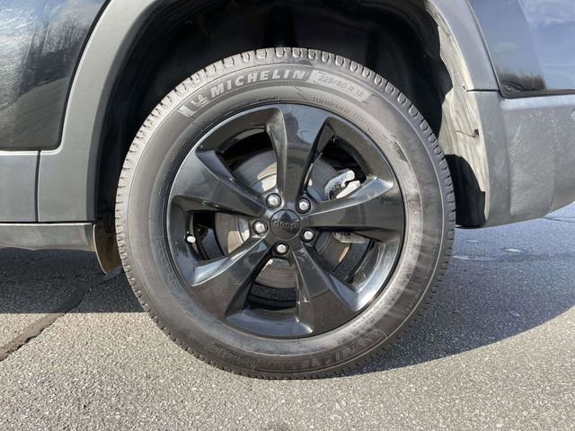 Used 2023 Jeep Cherokee Altitude Lux w/ Lux Elite Package image 7