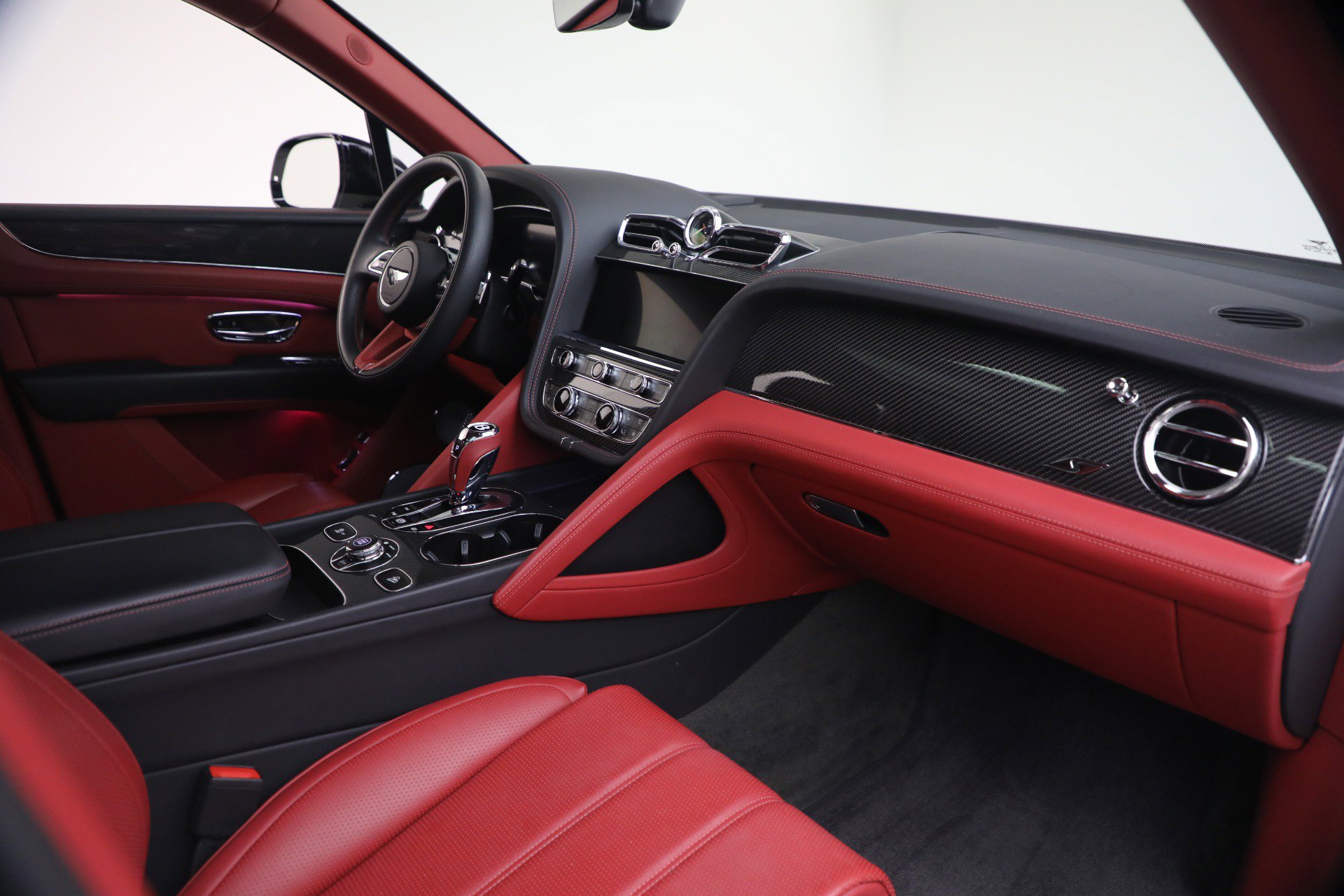 Used 2023 Bentley Bentayga AWD/4WD image 26