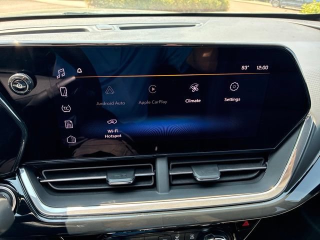 Used 2024 Chevrolet Trax RS w/ Driver Confidence Package FWD image 23
