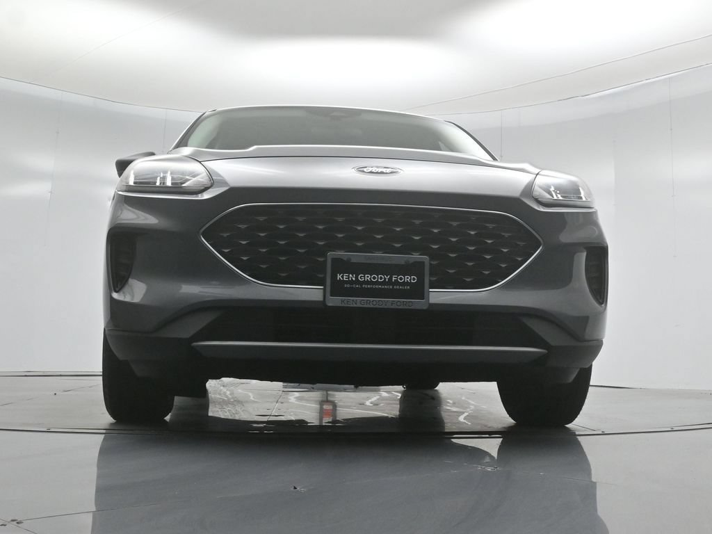 Certified 2022 Ford Escape SE w/ Convenience Package FWD image 42