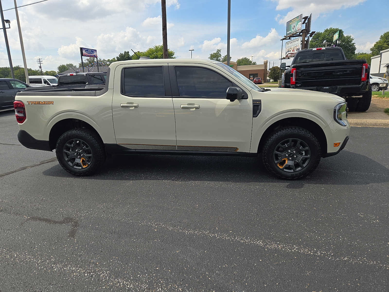 Used 2025 Ford Maverick Tremor AWD/4WD image 10