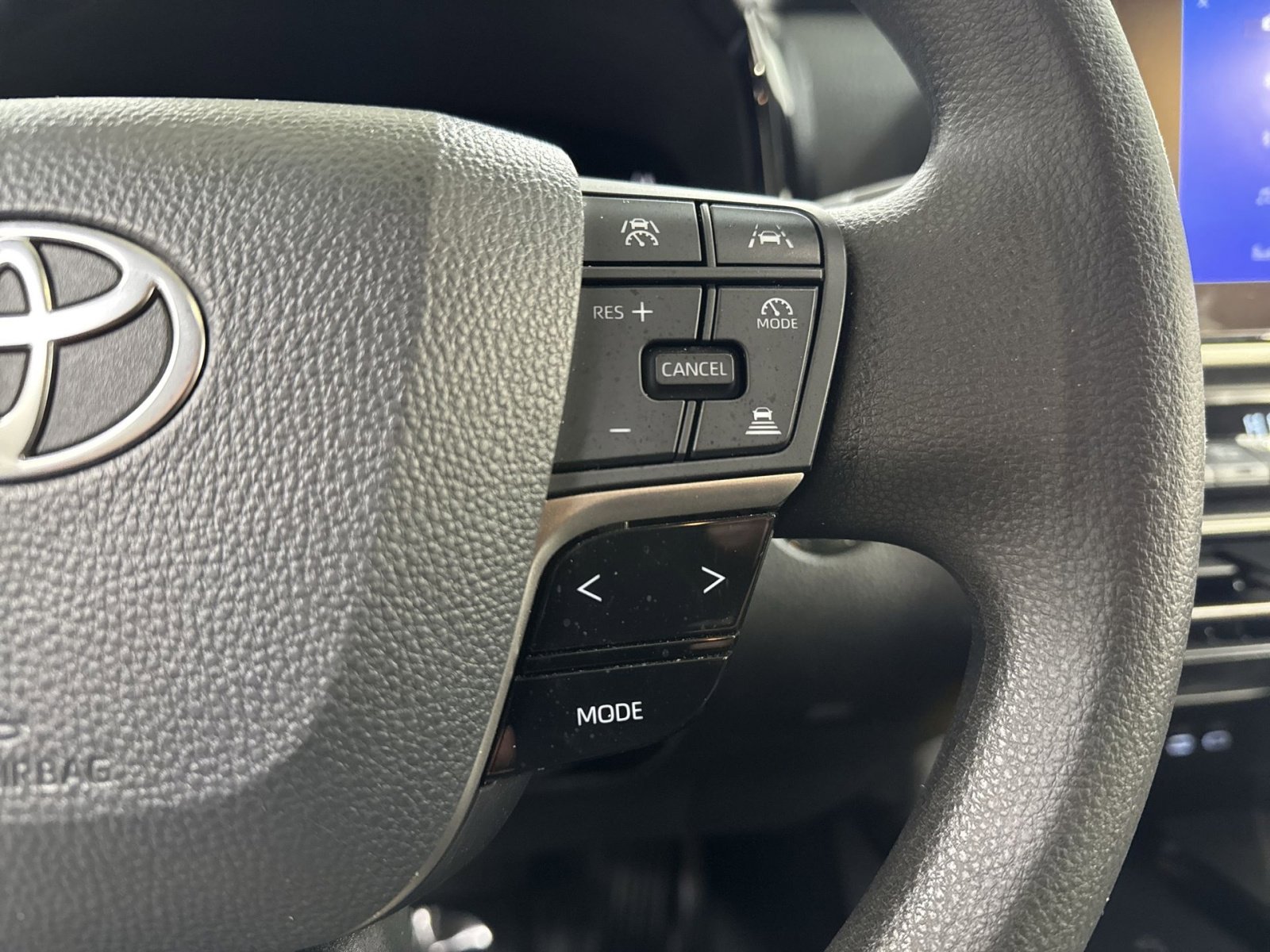 Used 2025 Toyota Camry LE image 36