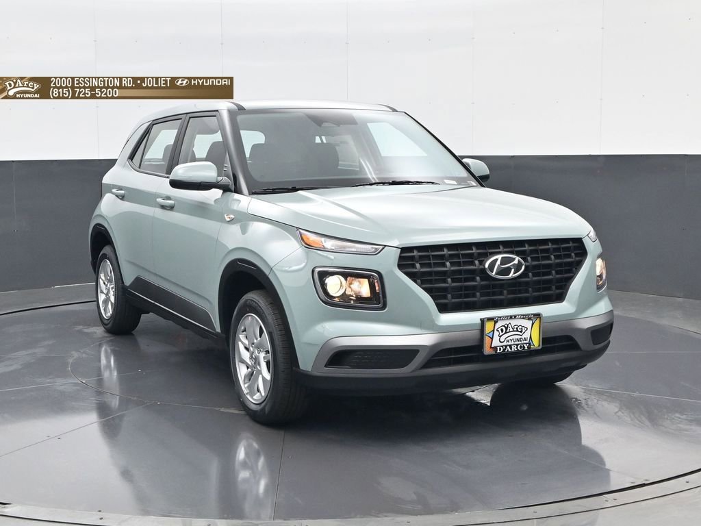 New 2026 Hyundai Venue SE FWD image 3